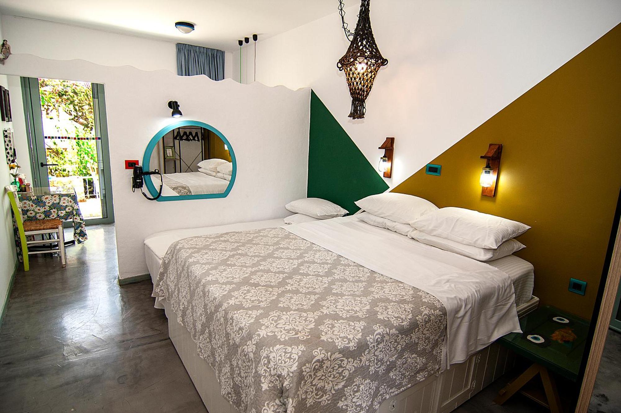 Eye Apartment
